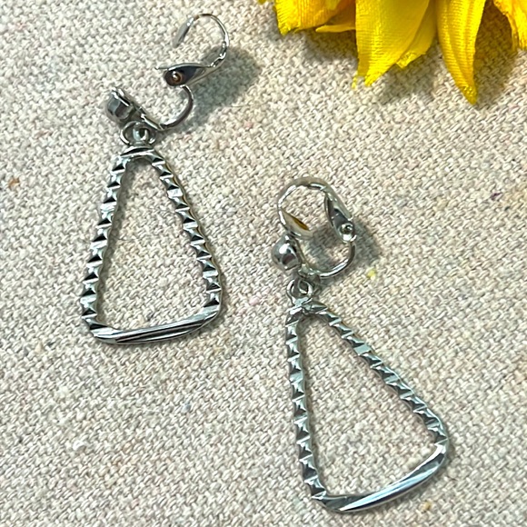 Triangle Silver Clip On Earrings. - Picture 3 of 4